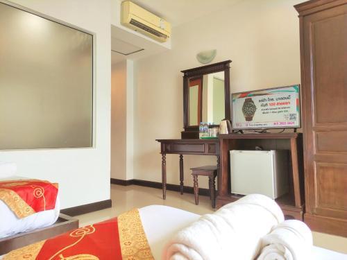 Garden Phuket Hotel Room Type - Triple Room with Balcony