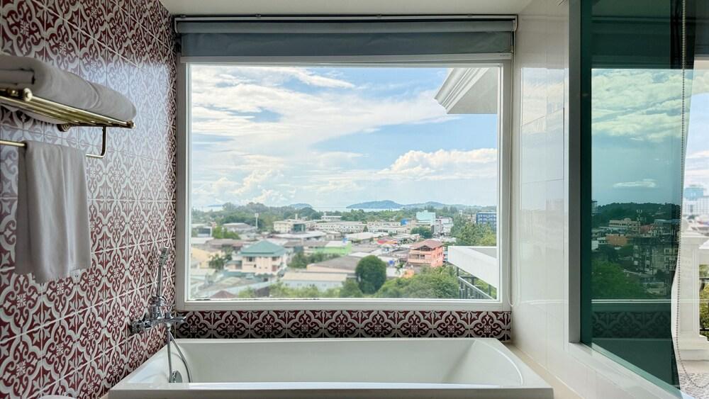 Grand Supicha City Hotel Room Type - Premier Double room