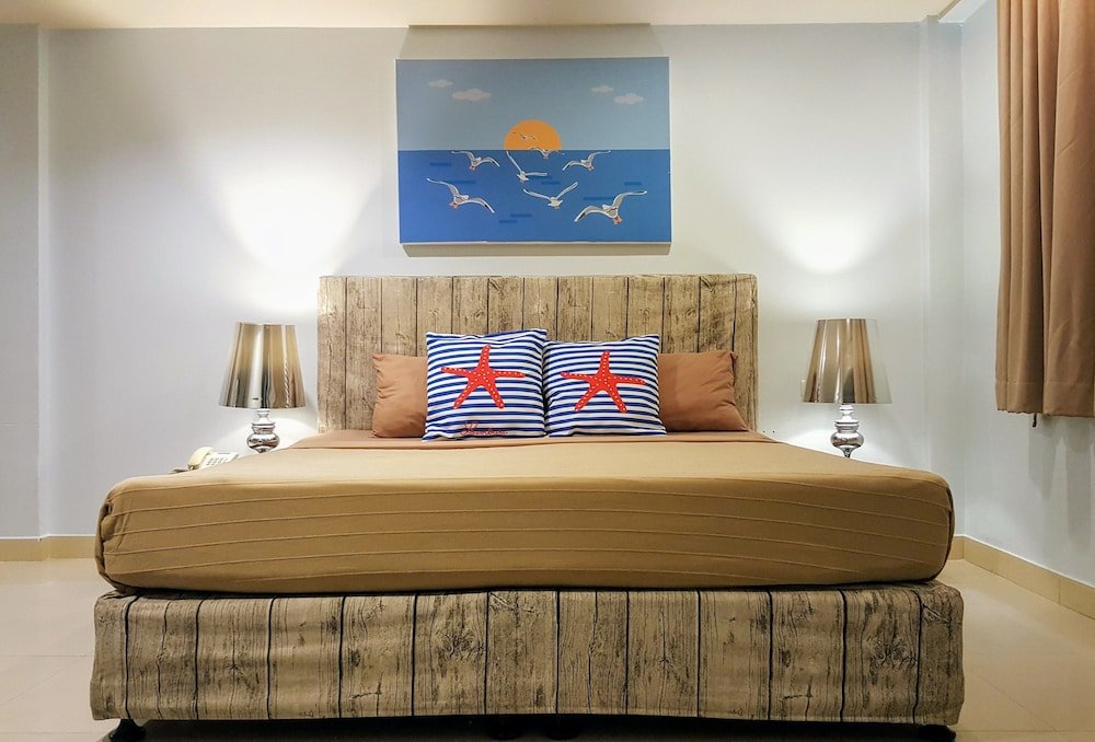 ليمبوري هومتل