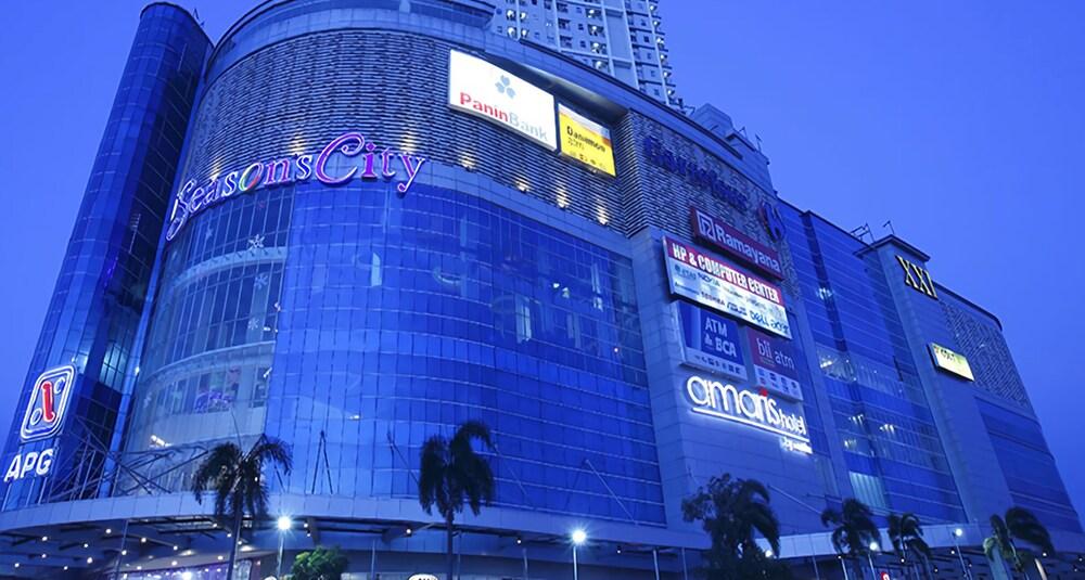 Amaris Hotel Seasons City - Tap to explore photos