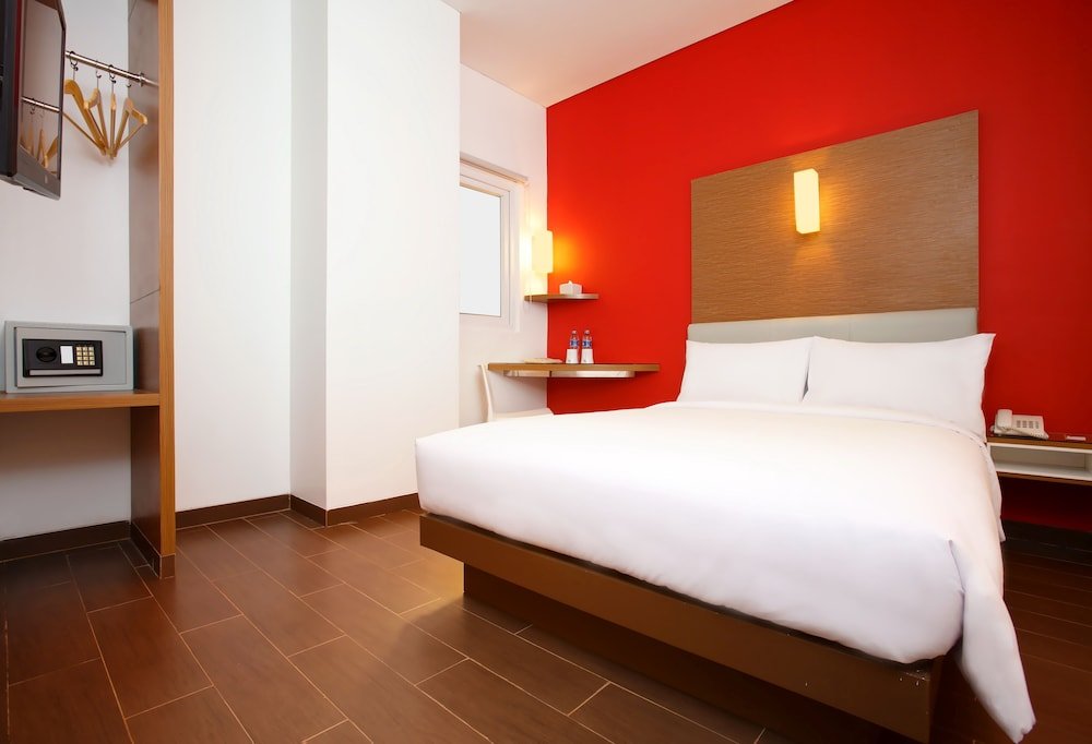 Amaris Hotel Seasons City Room Type - Smart Room Queen