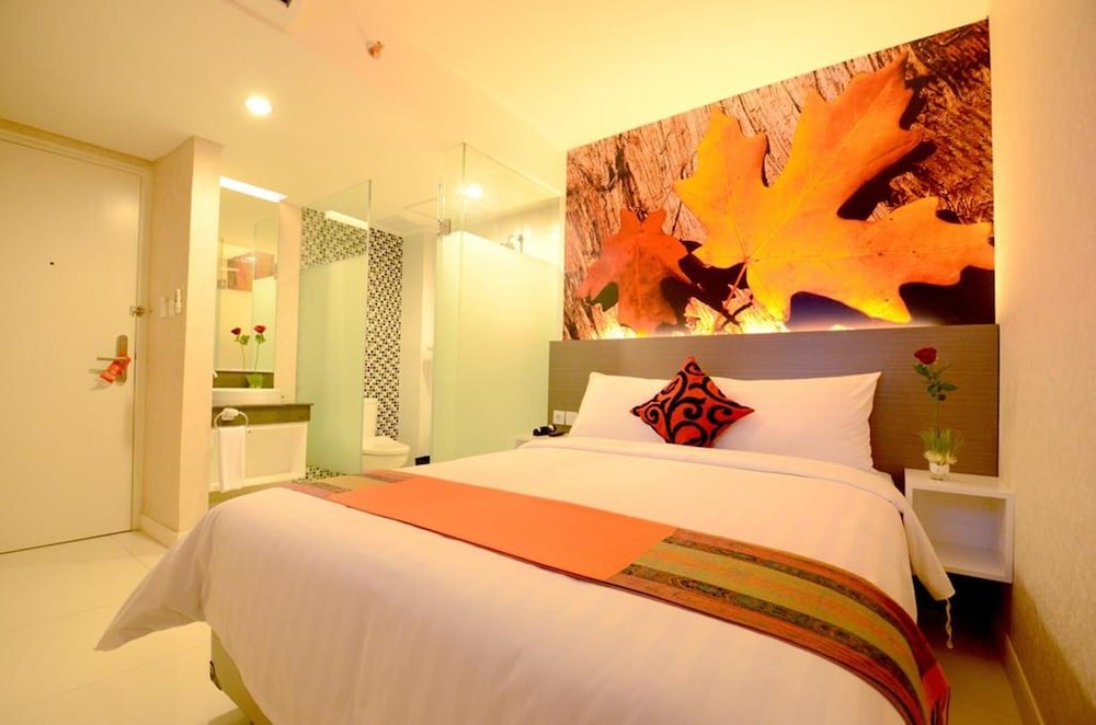 Clay Hotel Jakarta - Tap to explore photos
