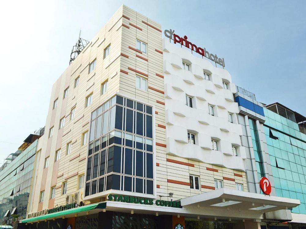 d'primahotel WTC Mangga Dua - Tap to explore photos