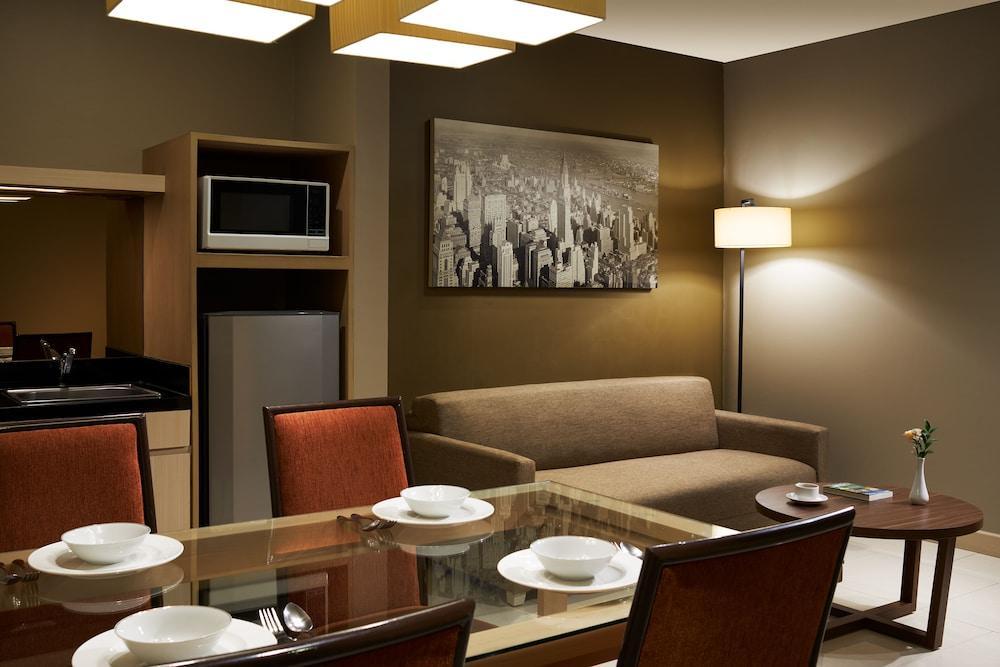 éL Hotel Jakarta Room Type - Junior Suite, 2 Bedrooms