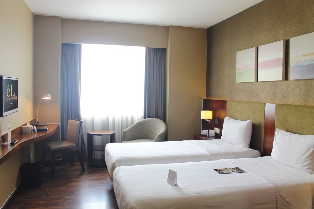 éL Hotel Jakarta - Tap to explore photos