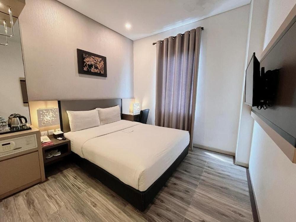 Oak Tree Urban Jakarta Room Type - Superior Room
