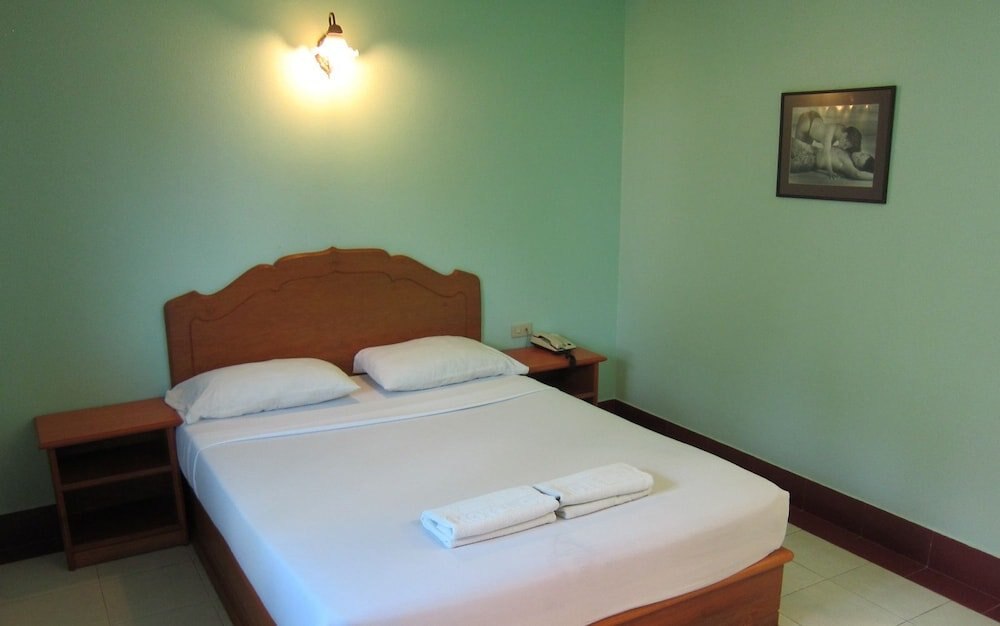 Oasis Resort Room Type - Standard Double Room with Air Conditioning