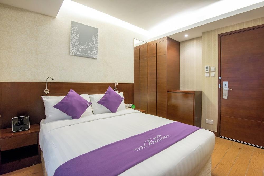 The Bauhinia Hotel Tsim Sha Tsui - Tap to explore photos