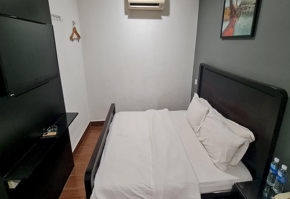 Hotel O Crossroads Hotel Room Type - Executive Suite