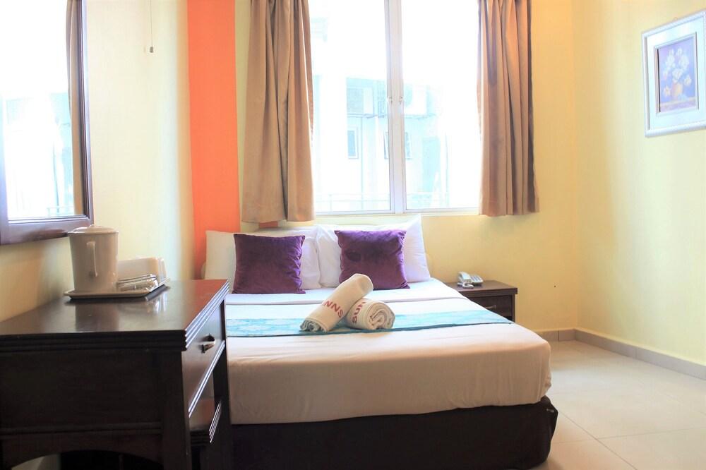 Sun Inns Hotel Sentral, Brickfields Room Type - Deluxe Window Sun Inns Hotel Sentral, Brickfields Room Type - Deluxe Window