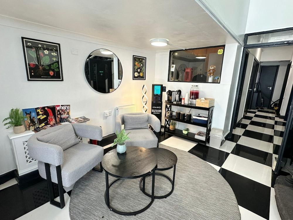 Amsterdam Hotel
