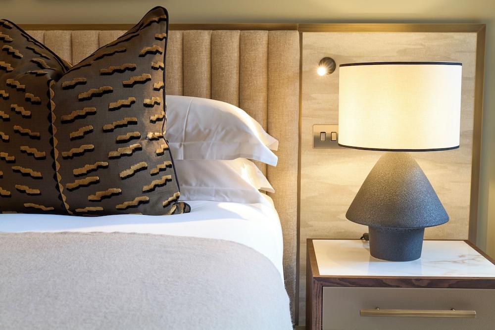 Cheval Phoenix house Room Type - Deluxe One Bedroom Apartment with Sofabed Cheval Phoenix house Room Type - Deluxe One Bedroom Apartment with Sofabed