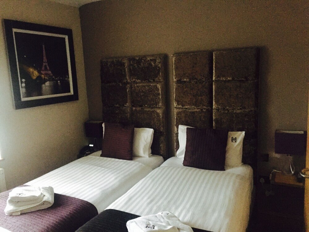 Homestay Hotel Room Type - Classic Twin Room