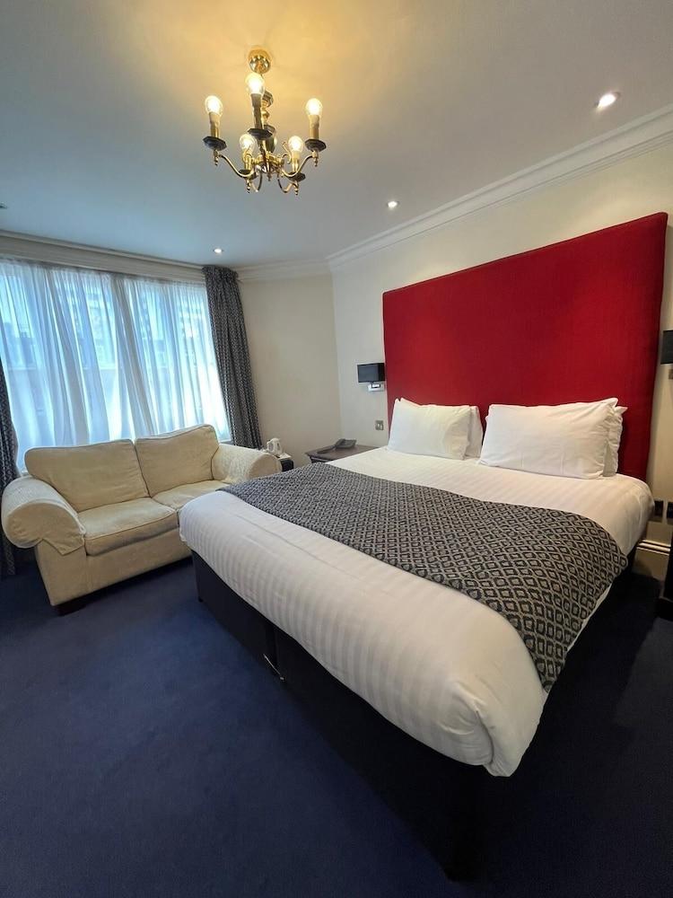 Hotel La Place Room Type - Junior Suite, Ensuite
