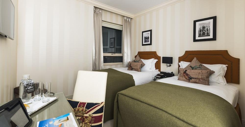 Hotel Xenia, Autograph Collection by Marriott - Tap to explore photos