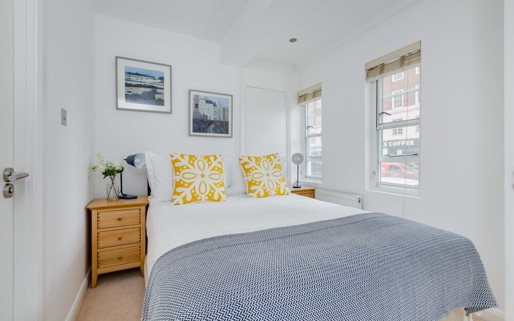 Nell Gwynn Chelsea Accommodation - Tap to explore photos