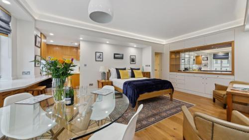 Nell Gwynn Chelsea Accommodation - Tap to explore photos