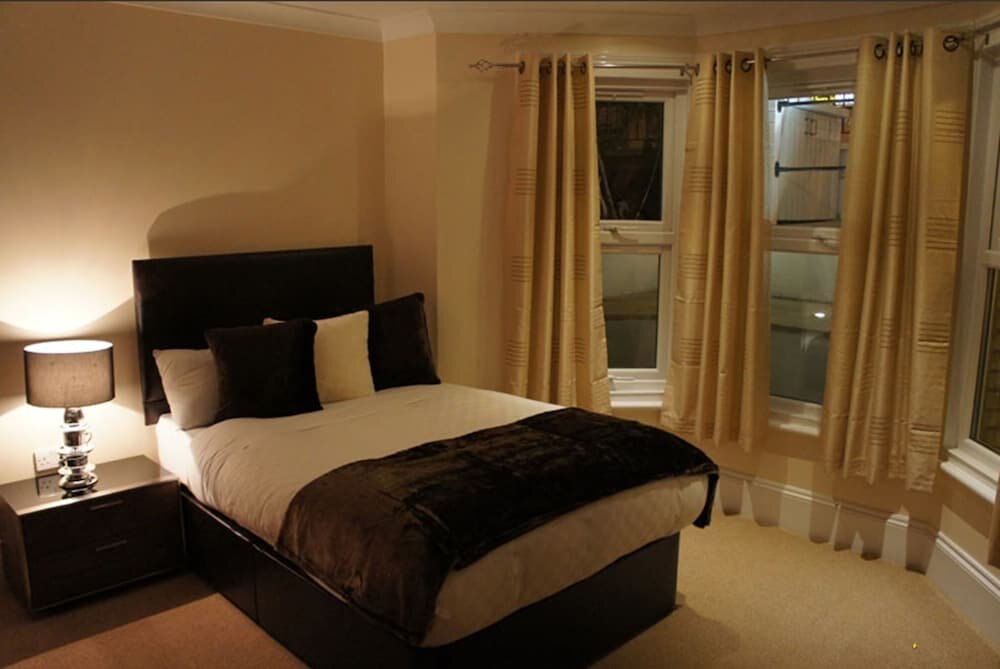 Sapphire Hotel Room Type - Double Room, Private Bathroom