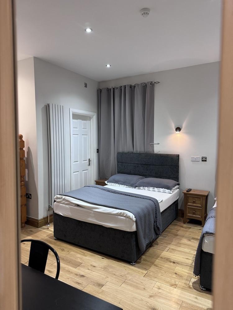 Skylark B&B Room Type - Suite, Ensuite (6 Persons)