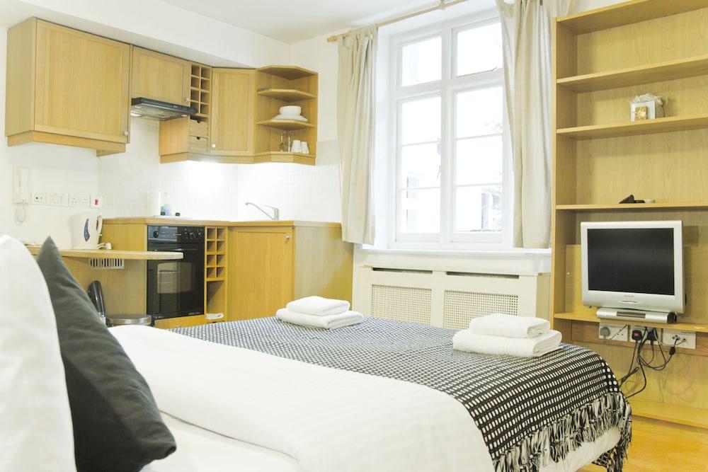 Studios2Let Bloomsbury Room Type - Large Budget Studio