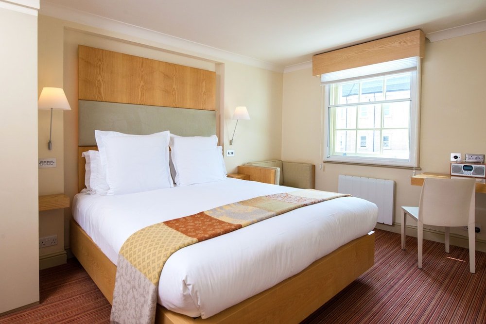 Sydney House Chelsea Room Type - Premier Deluxe Double