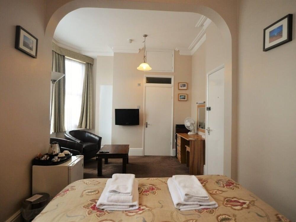 Gateway Hotel Room Type - Superior Double Room, Ensuite