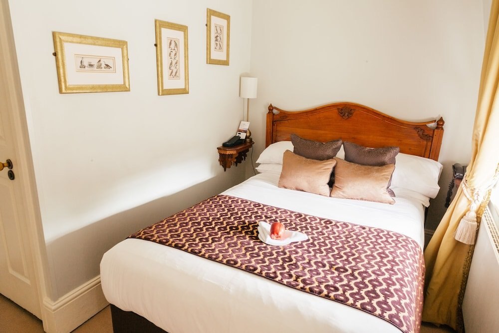 Twenty Nevern Square Hotel Room Type - Small Double Room