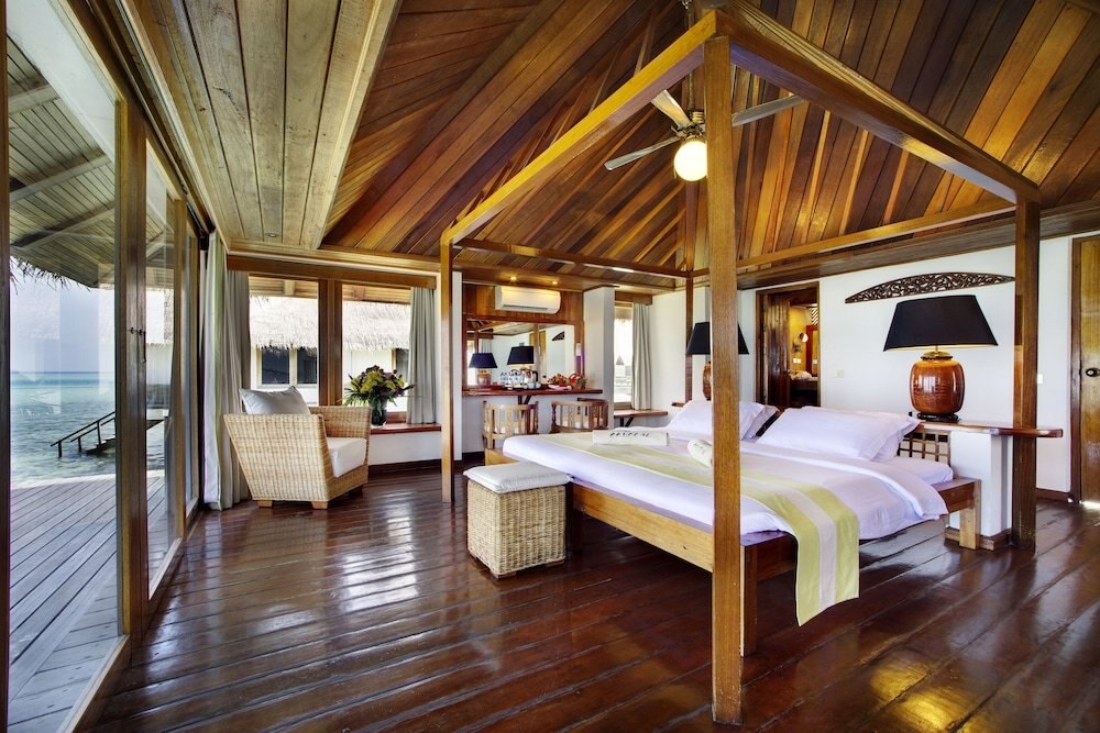 Gangehi Island Resort Room Type - Villa, Overwater