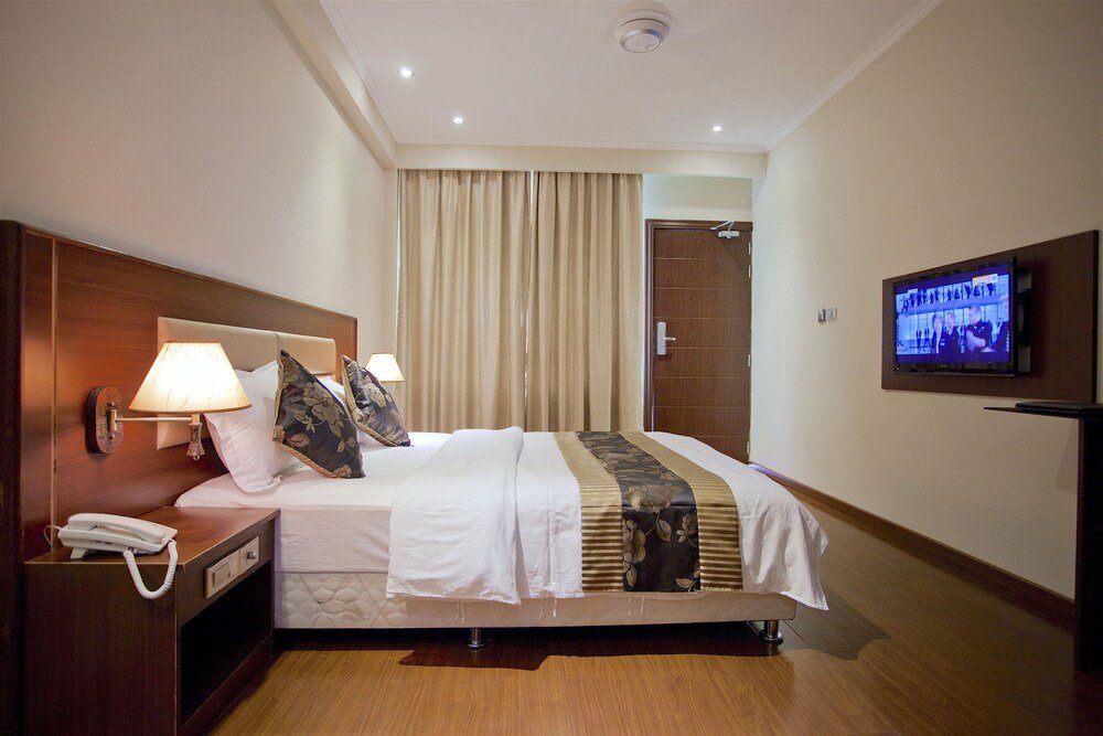 Kaani Beach Hotel - Tap to explore photos