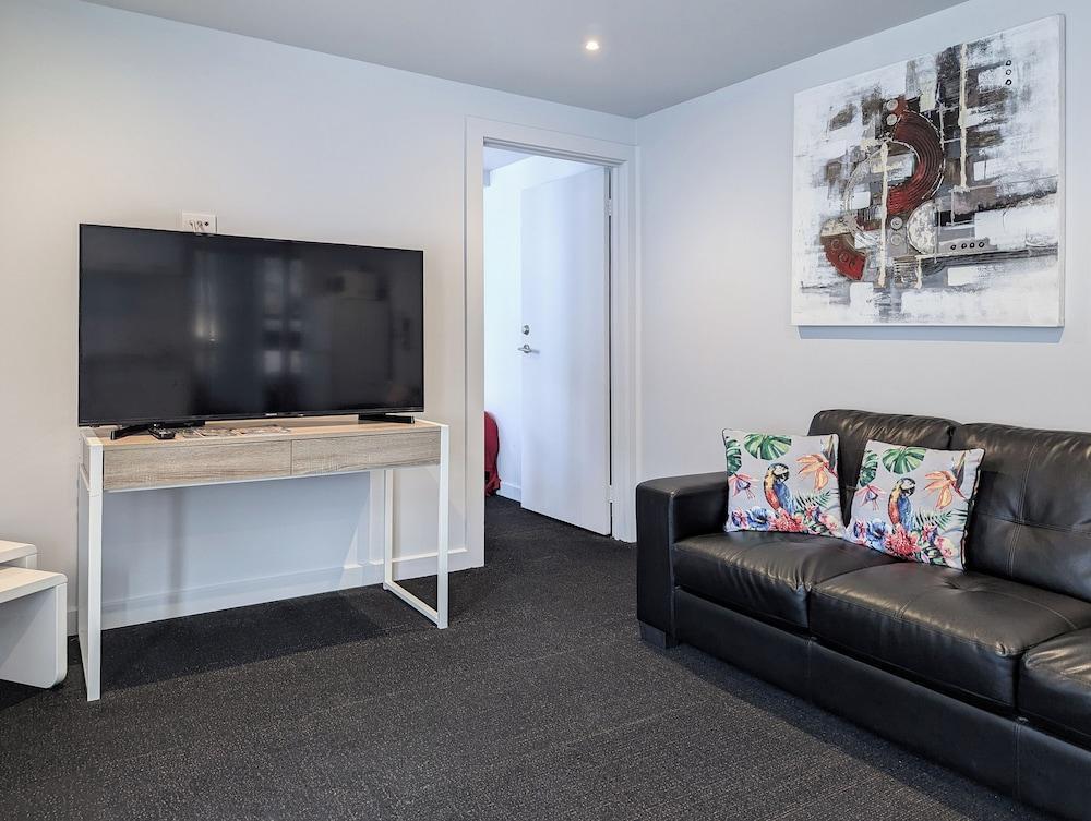 Apartments on Chapman Room Type - Two-Bedroom Family Apartment Apartments on Chapman Room Type - Two-Bedroom Family Apartment