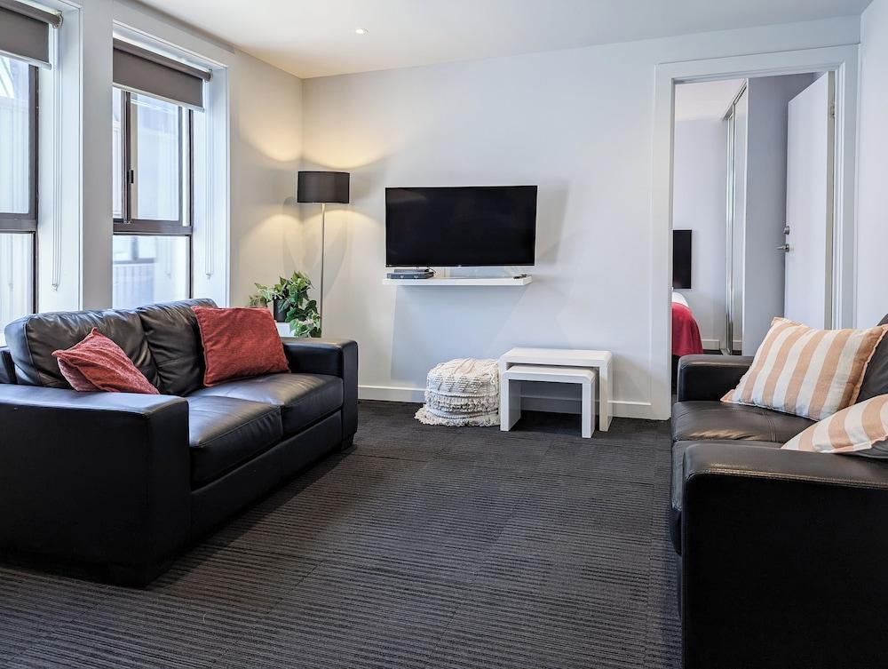 Apartments on Chapman Room Type - Two-Bedroom Superior Apartment