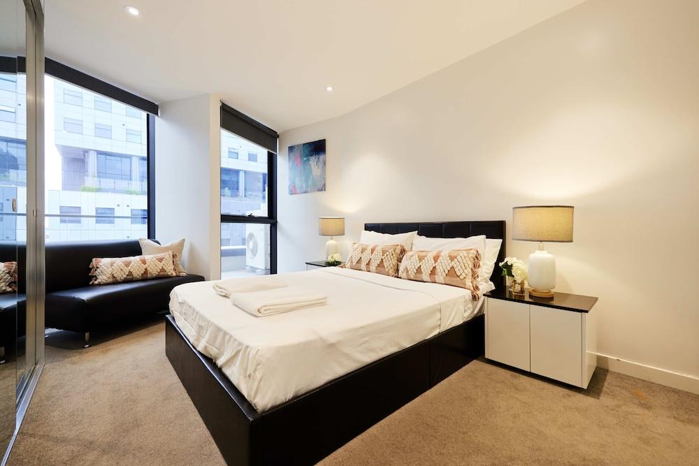 Arrow On Swanston Room Type - Penthouse Apartment