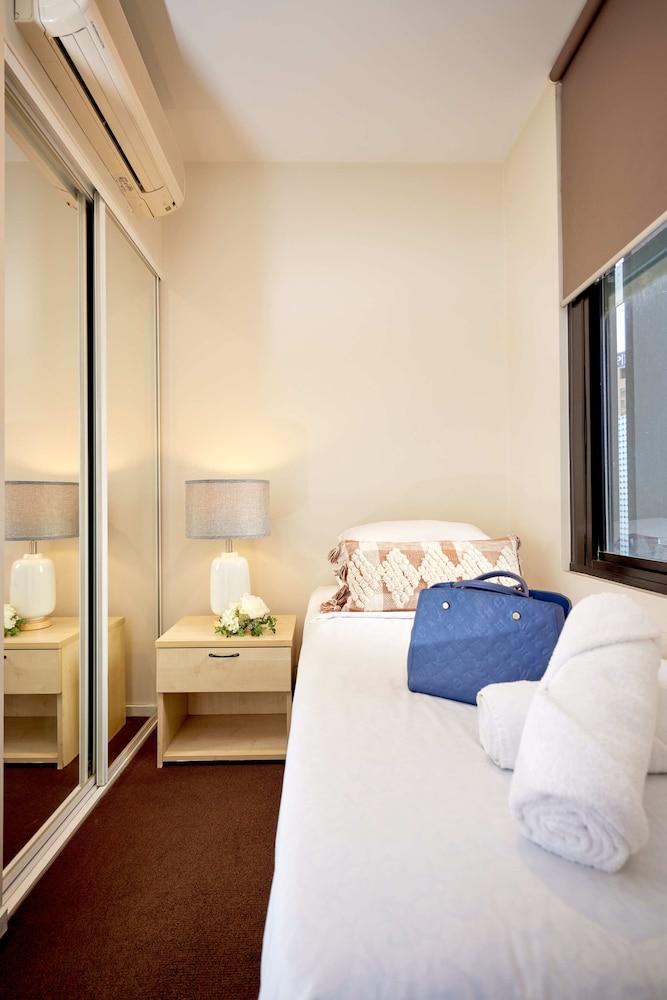 Arrow On Swanston Room Type - Two Single Bedroom Apartment