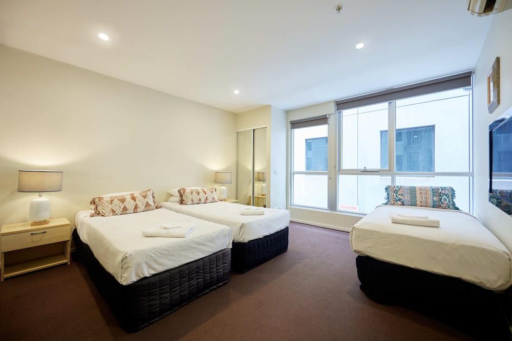 Arrow On Swanston Room Type - Triple Single Beds Apartment