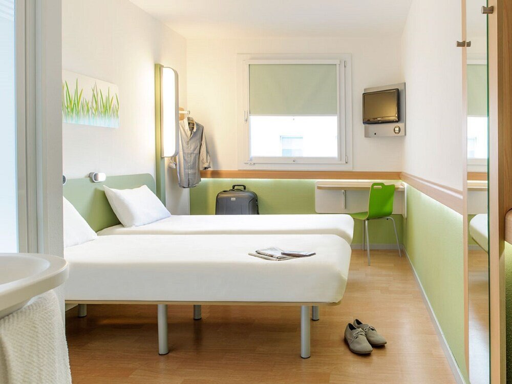 ibis Budget Dandenong Room Type - Standard Room, 2 Twin Beds