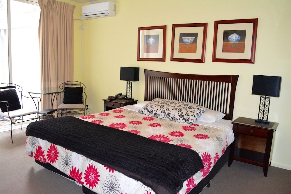 Knightsbridge Apartments Room Type - Family Suite