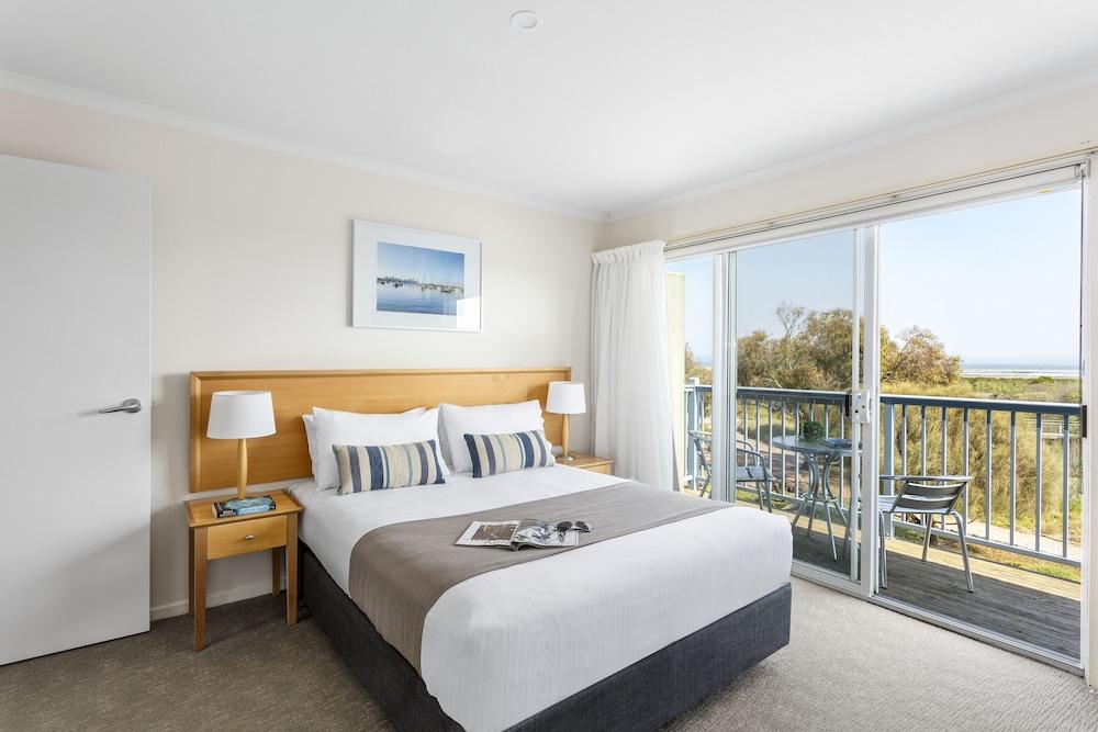 Quest Williamstown North Room Type - Executive One Bedroom Apartment