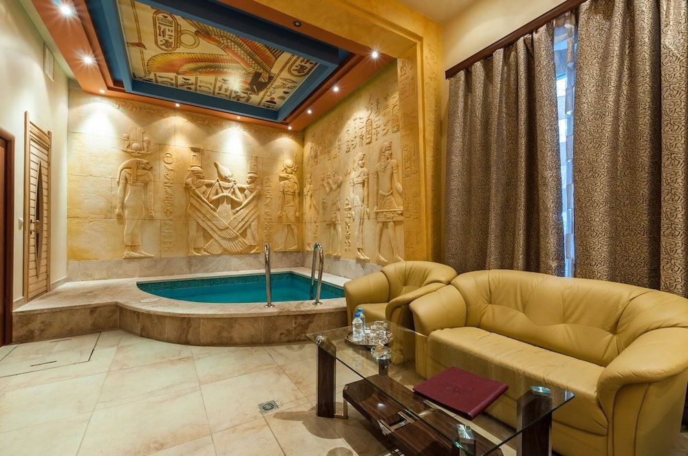 Hotel Cron