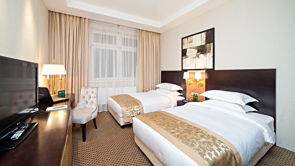 Greenwood Hotel Room Type - Comfort Twin Room