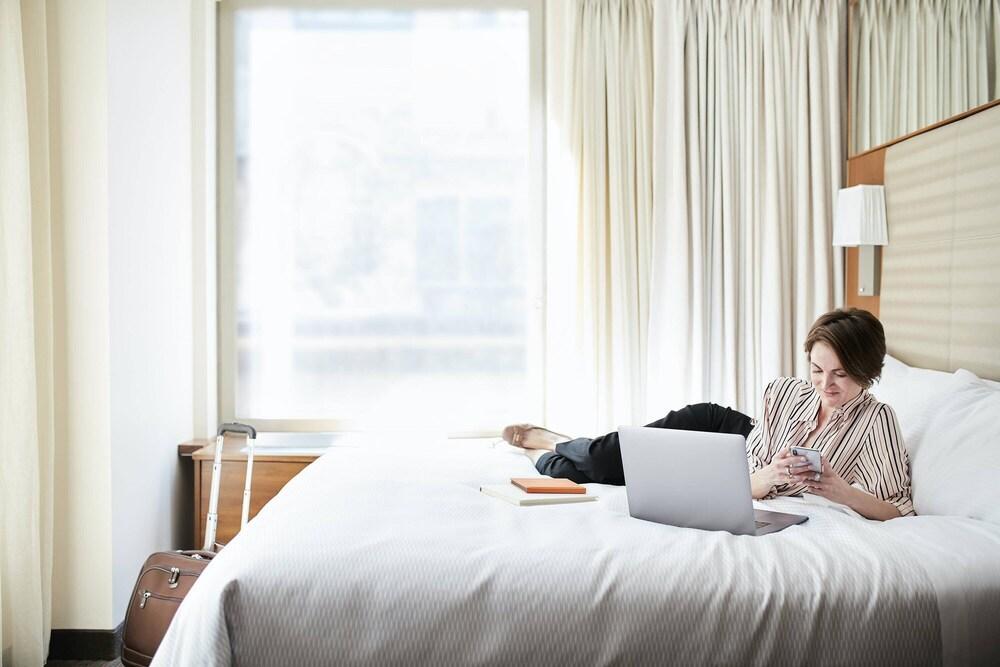 Hotel Boutique at Grand Central Room Type - Standard Room, 1 King Bed