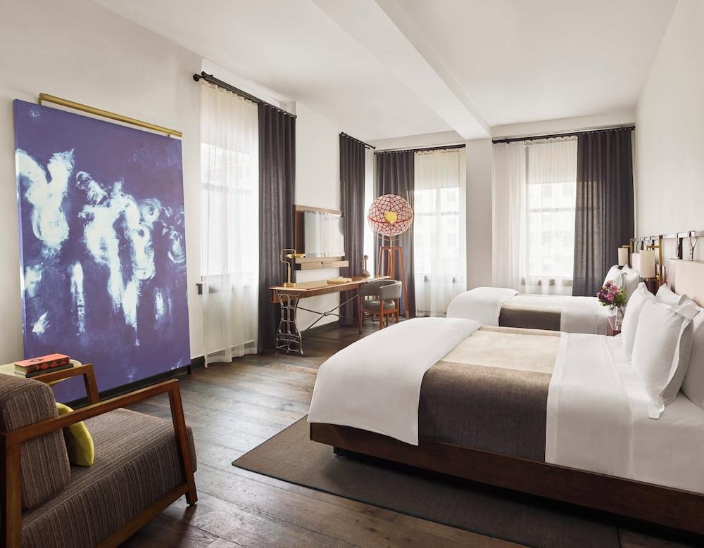 Refinery Hotel Room Type - Deluxe Room, 2 Queen Beds
