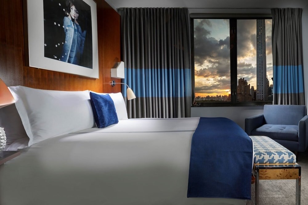 6 Columbus Central Park Hotel Room Type - Suite, 1 King Bed with Sofa bed 6 Columbus Central Park Hotel Room Type - Suite, 1 King Bed with Sofa bed