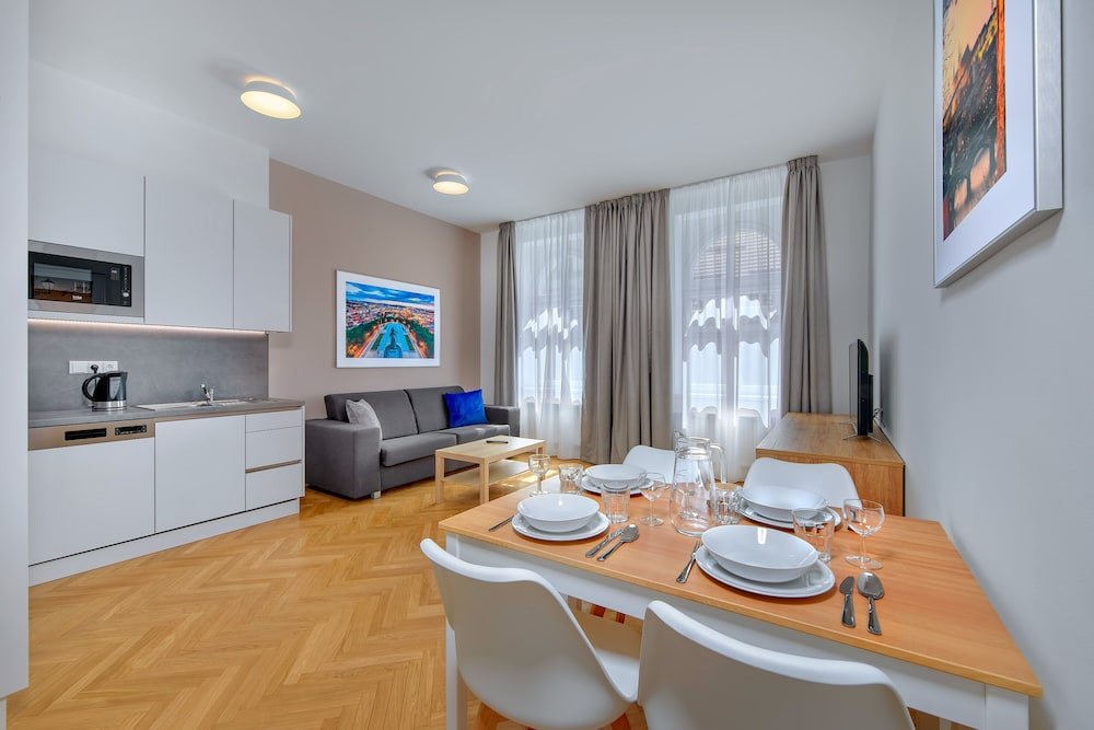 DownTown Suites Kodanská Room Type - Exclusive Apartment, 1 Bedroom