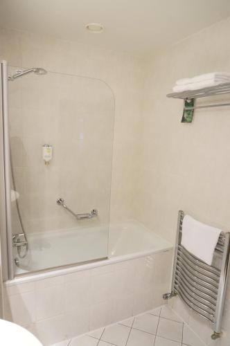 Hotel Coronet Room Type - Double or Twin Room