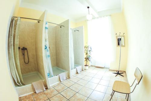 Hostel Dakura Room Type - Double or Twin Room with Shared Bathroom