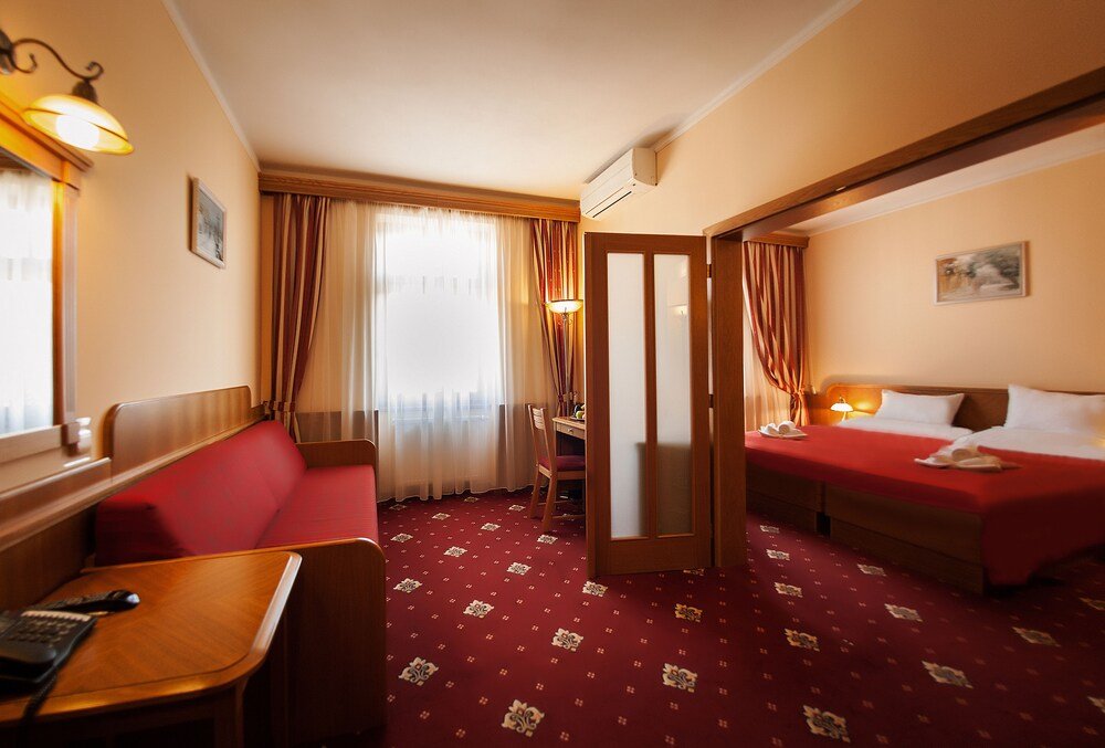 Hotel Askania Room Type - Triple Room