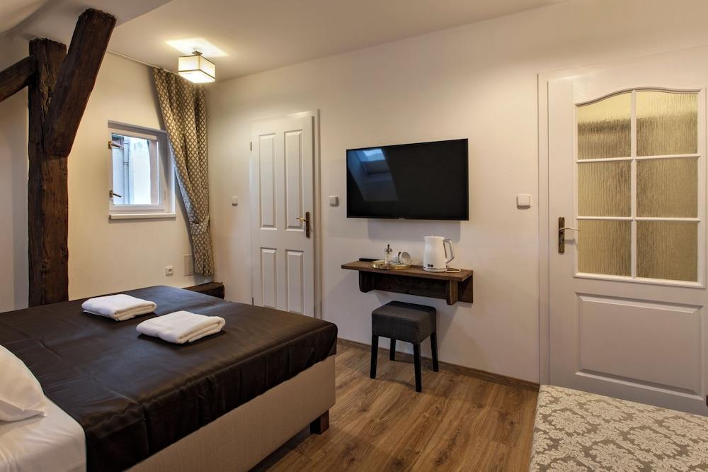 Pension Corto Room Type - Design Triple Room (Triple Room)