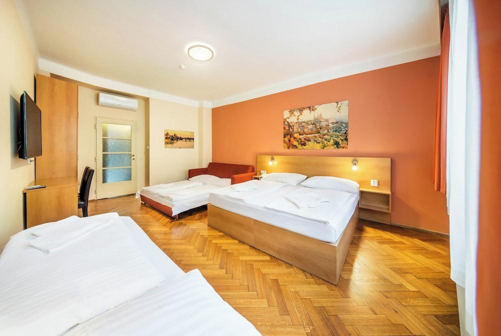 Residence Bene Room Type - Family Room (Quintuple)