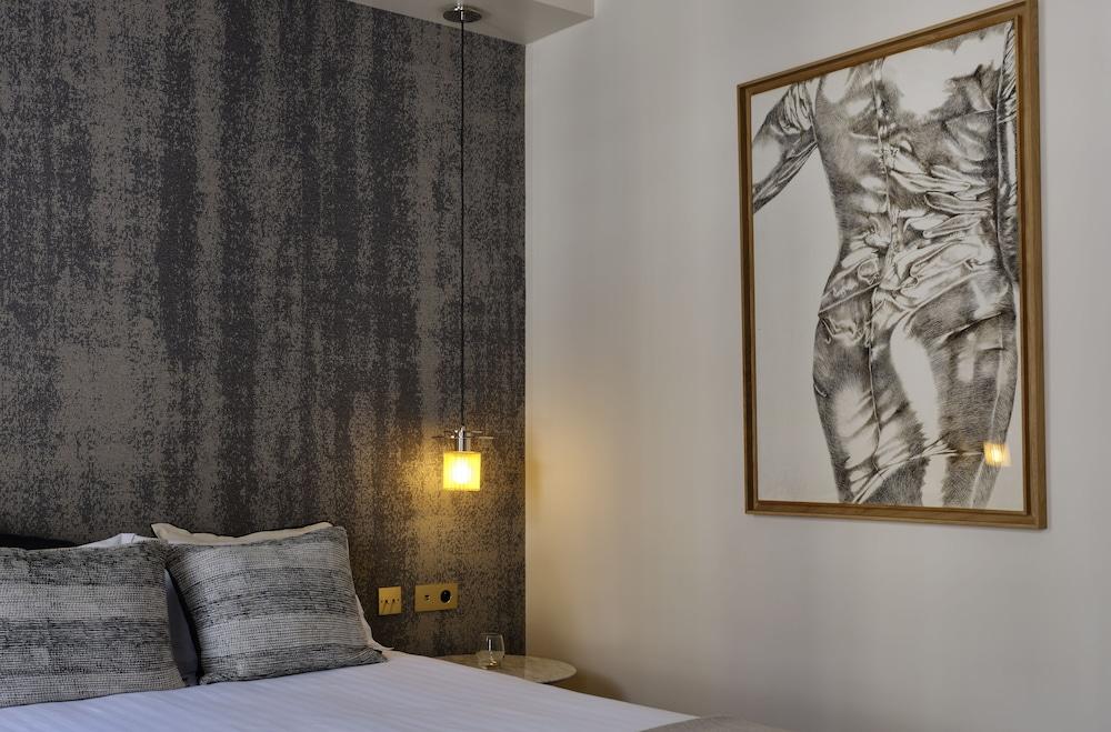 Hôtel Beauséjour Ranelagh Room Type - Deluxe Double Room