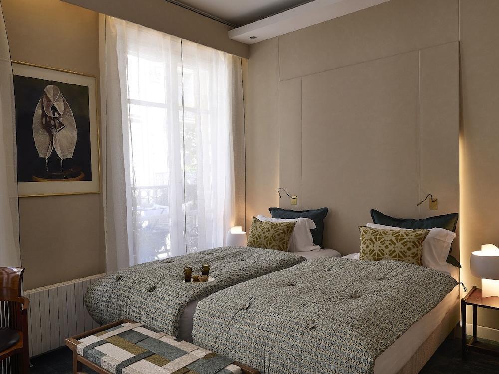 Hôtel Beauséjour Ranelagh Room Type - Deluxe Double Room, Balcony